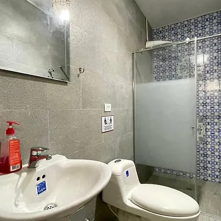 Gorgeous 8 Bedroom House W/ Pool In The Old